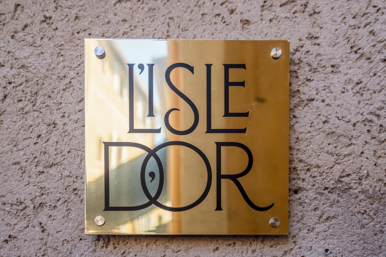 L'Isle D'Or - Les Amandiers - 3 Etoiles - 1Er Etage LʼIsle-sur-la-Sorgue Exterior foto
